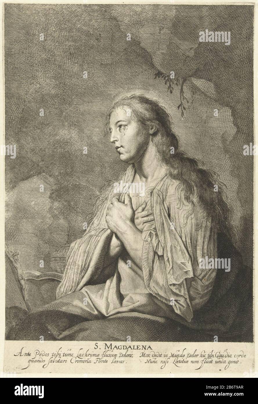 Heilige Maria Magdalena als zondares Saint Mary Magdalen assis dans une grotte avec ses mains croisées sur sa poitrine et son visage tearful vers le haut. Outre ses attributs de stand tels que le crucifix, le pot de pommade et il y a un livre. Sous le spectacle est un verset latin dans deux strophes de deux regels. Fabricant : printmaker Pieter Fransz. The Grebbernaar design: Pieter Fransz. The GrebberPlaats fabricación: Netherlands Date: 1610 - 1655 Caractéristiques physiques: Matière automobile: Technique du papier: Engraa (impression) Dimensions: Feuille: H 360 mm × W 244 mm Objet: Le penitharlot Mary Magdalene; Banque D'Images