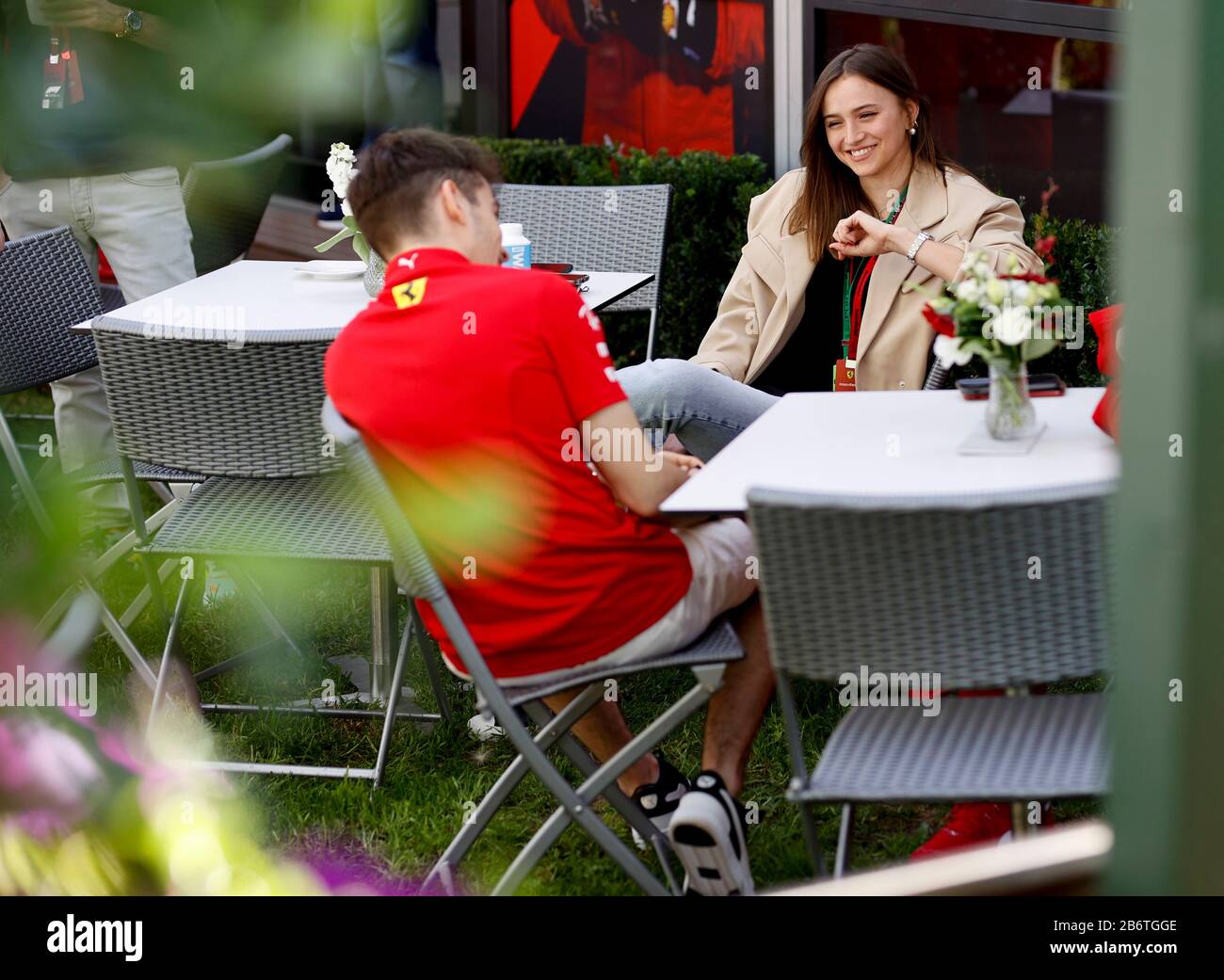 Melbourne, Australie. 04 février 2019. Motorsports: FIA Formula One World Championship 2020, Grand Prix d'Australie, #16 Charles Leclerc (MCO, Scuderia Ferrari Mission Winnow) et sa petite amie Charlotte Sine | usage international crédit: DPA/Alay Live News Banque D'Images