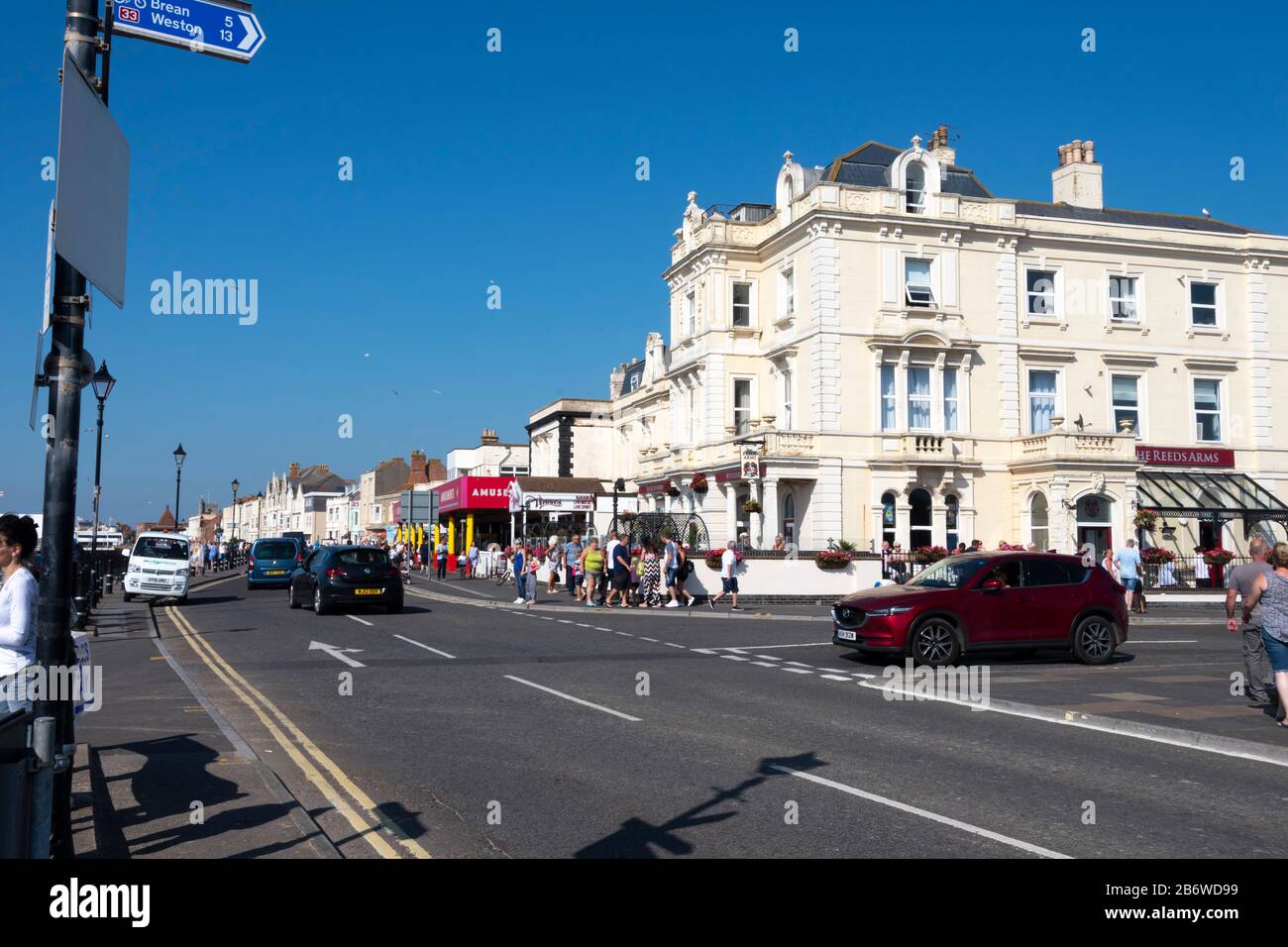 The Reeds Arms, pub sur l'Esplanade, Burnham-on-Sea, Somerset, Angleterre Banque D'Images