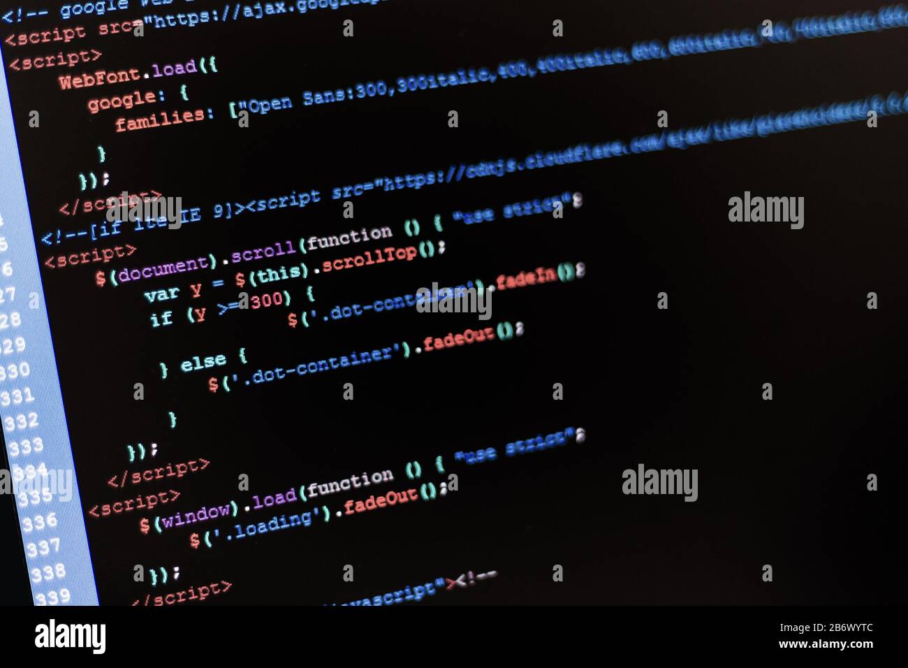 Code de l'ordinateur s'affiche à l'écran Banque D'Images