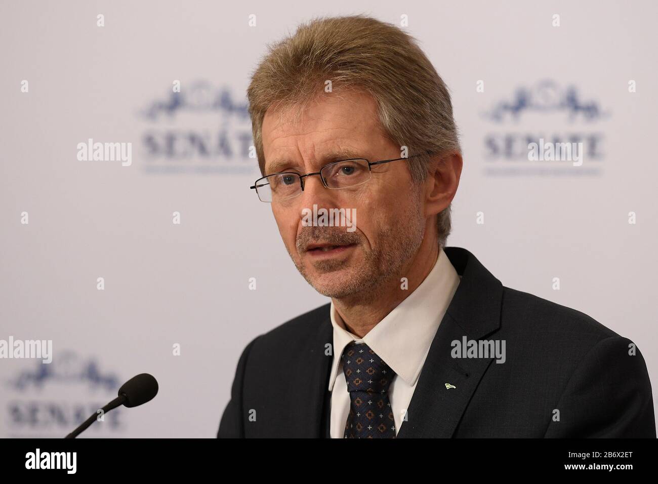 Prague, République Tchèque. 12 mars 2020. Le chef du Sénat Milos Vystrcil a fait des exposés sur des questions qui ont été débattues lors de la réunion d'hier des hauts fonctionnaires de la Constitution, au palais Valdstejnsky, à Prague, en République tchèque, le jeudi 12 mars 2020. Crédit: Ondrej Deml/Ctk Photo/Alay Live News Banque D'Images