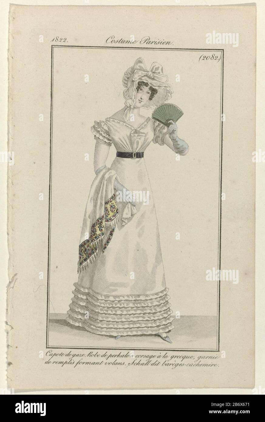 Journal des Dames et des modes, Costume Parisien, 15 juillet 1822, (2082) Chapeau de gaz () Femme avec tête sur une capote 'tulile. Elle porte une robe de percale (percale) avec un bodice à la grecque 'décoré avec le remplas. Écharpe 'barèges cachemire. Autres accessoires : gamme, gants longs, boucle de ceinture, mouchoir, chaussure avec noeud. La photo fait partie du magazine de mode Journal des Dames et des modes, publié par Pierre de la Mésangère, Paris, 1797-1839. Fabricant : printmaker: Éditeur anonyme: Pierre de la MésangèrePlaats fabrication: Paris Date: 1822 Caractéristiques physiques: Engrala, Hand colo Banque D'Images