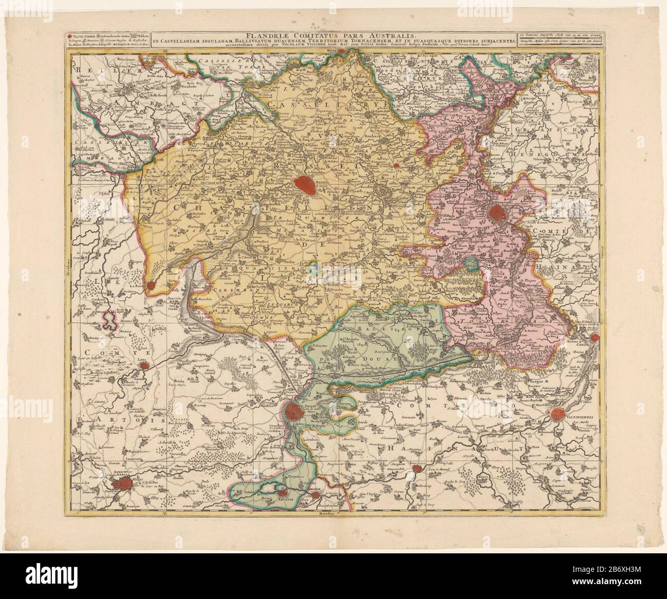 Kaart van Frans-Vlaanderen Flandriae comitatus pars australis, à Castellaniam Insulam (objet titel op) carte de la Flandre française. Dans une barre au-dessus de la carte, dans le titre du milieu. Ils ont laissé une légende. À droite des deux bâtons d'échelle de titre: 1 1/2 méchant Duytsche Miles de 15 dans un niveau / 2 français Mylen ou trop Heures Gaans de 20 dans un niveau. La carte est dotée d'une grille de coordonnées et d'un gradation. Fabricant : printmaker: Éditeur anonyme: Peter Schenk (II) (bâtiment classé) éditeur: Nicolaes Visscher (I) (attribution rejetée) éditeur: Nicolaes Visscher (II) (attribution rejetée ) fournisseur de prime Banque D'Images
