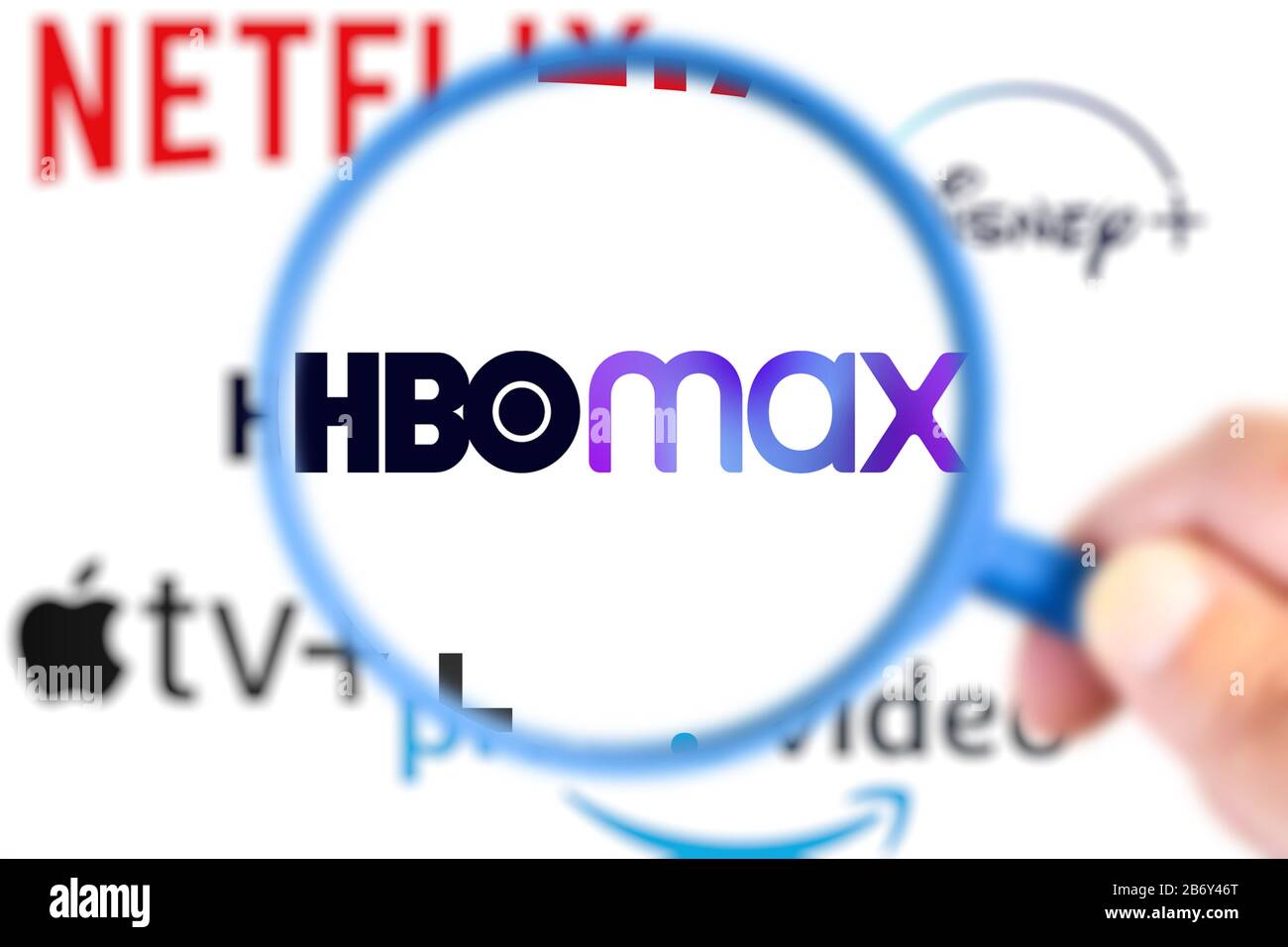 Benon, France - 12 mars 2020:Représentation du logo des 5 leaders dans la production de films et séries internationaux en VSD. Le point fort de HB Banque D'Images