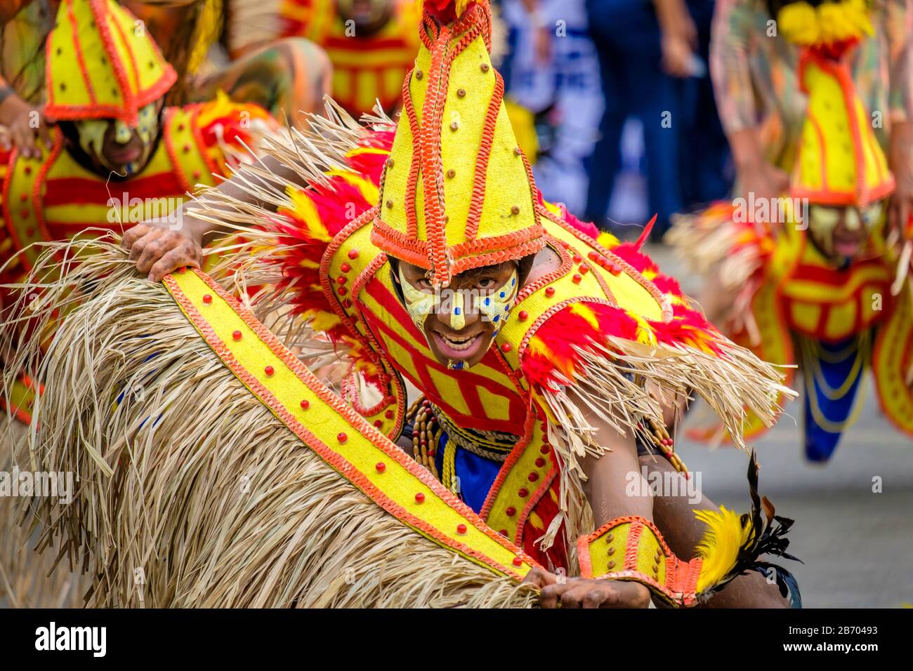 Guerriers Ati De Tribu Abab-Abab De La Paz, Iloilo City Lors Du Festival Dinagyang 2015, Iloilo City, Western Visayas, Philippines Banque D'Images