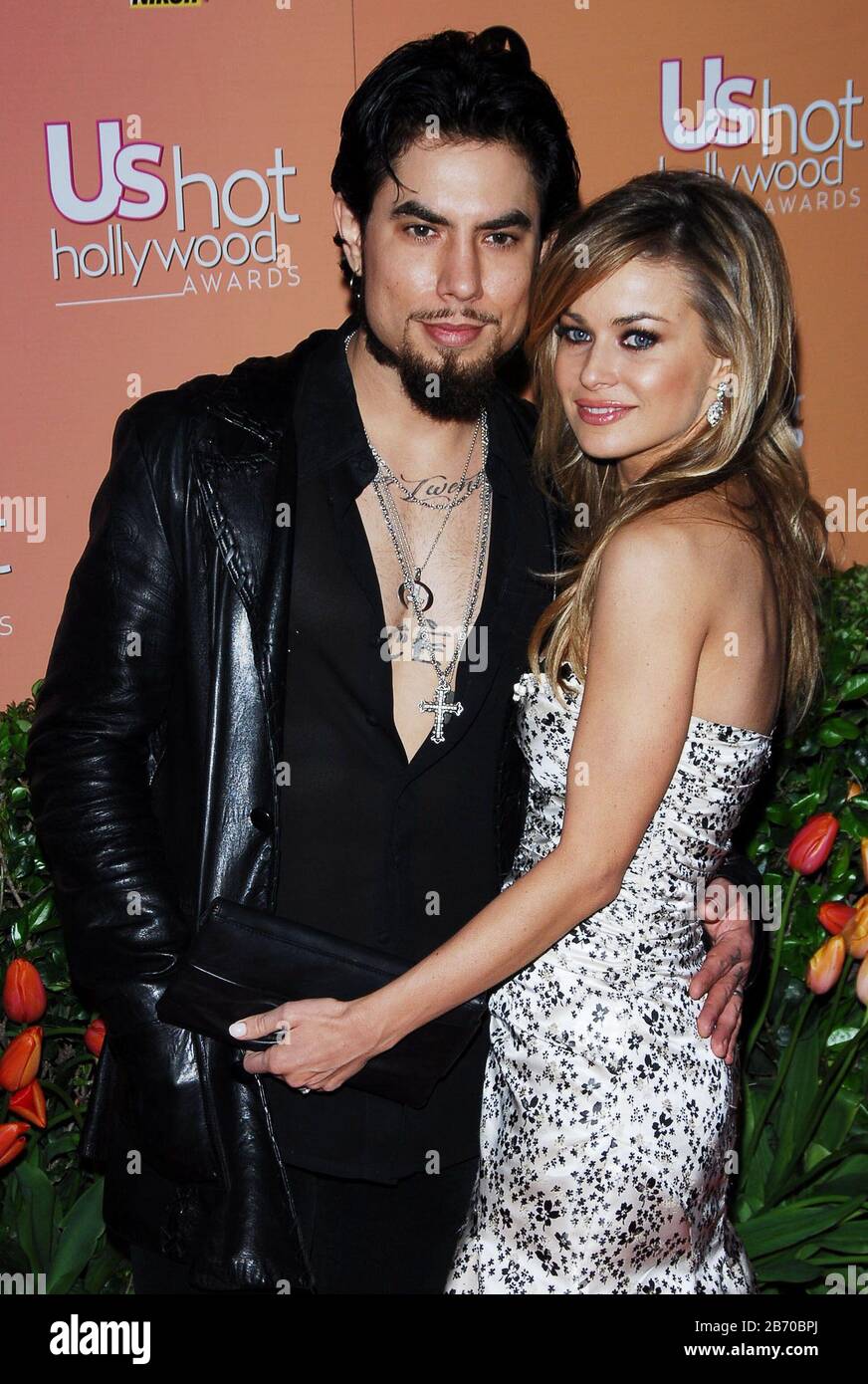 Dave Navarro et Carmen Electra aux US Weekly Hot Hollywood Awards qui ont eu lieu au Republic Restaurant & Lounge de West Hollywood, Californie. L'événement a eu lieu le mercredi 26 avril 2006. Photo par: SBM / PictureLux - Tous droits réservés - référence de dossier # 33984-2773SBMPLX Banque D'Images