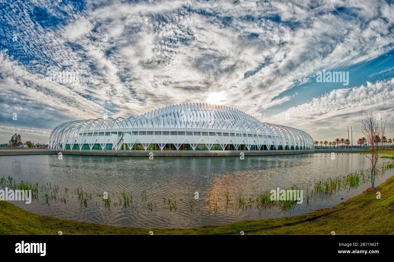 Le bâtiment Innovation, Science et technologie, conçu par l'architecte Dr. Santiago Calatrava à l'Université polytechnique de Floride à Lakeland Florida Banque D'Images