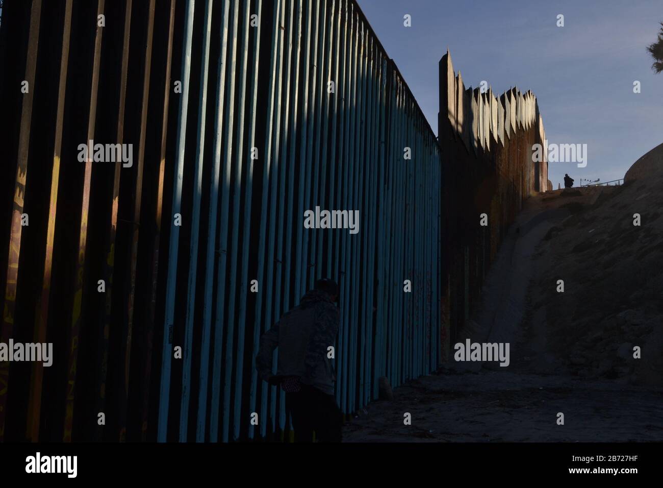 Frontière AMÉRICAINE sur Tijuana Baja California, le mur vue du Mexique Banque D'Images