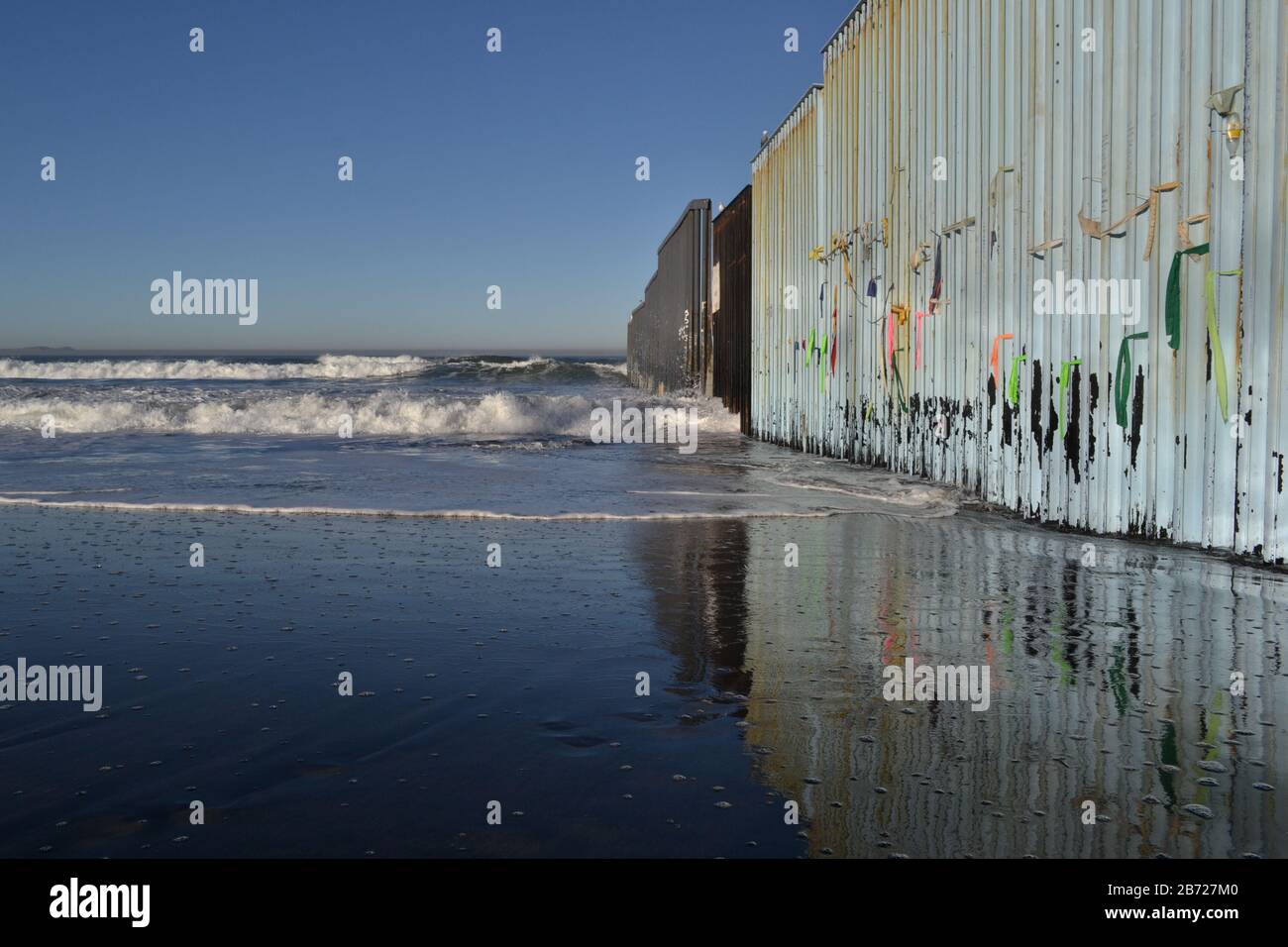 Frontière AMÉRICAINE sur Tijuana Baja California, le mur vue du Mexique Banque D'Images