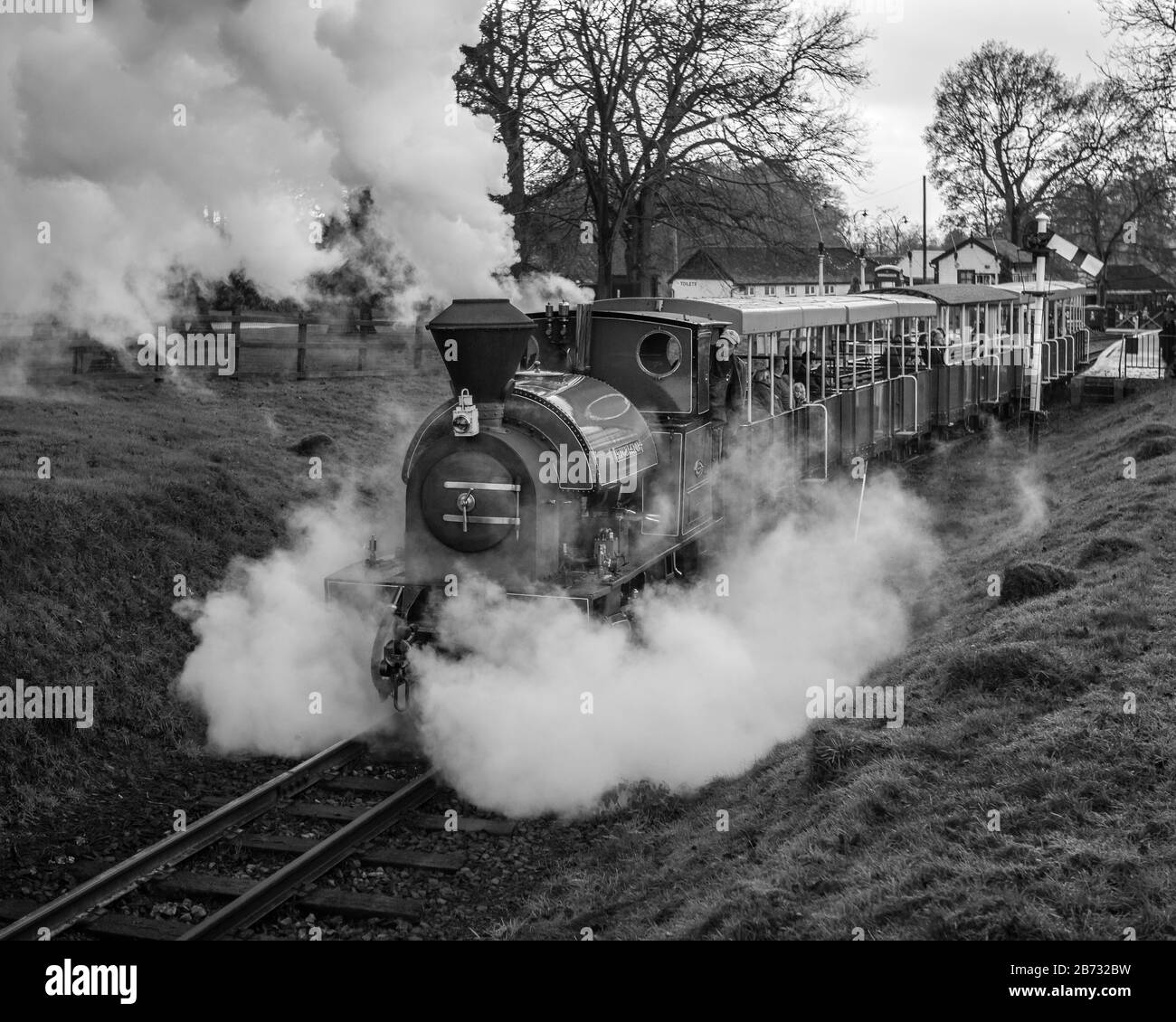 Image en noir et blanc du train de locomotives à vapeur Kerr Stuart, œuvres n° 1048 de 1908 vintage, 0-4-2 ST Brésil Classe n° 2 'Excelsior' Banque D'Images