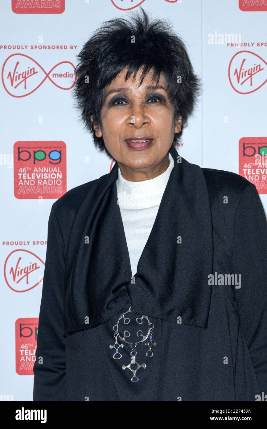 Londres, Royaume-Uni. 13 mars 2020. Moira Stuart arrivers au Broadcasting Press Guild TV & radio Awards, au Banking Hall, le 13 mars 2020, Londres, Royaume-Uni crédit: Picture Capital/Alay Live News Banque D'Images