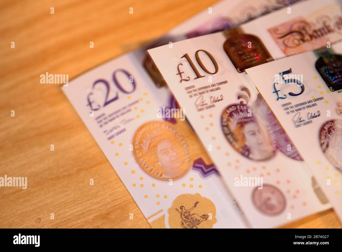 royaume-uni : vingt livres de notes piégées à mousetrap Banque D'Images