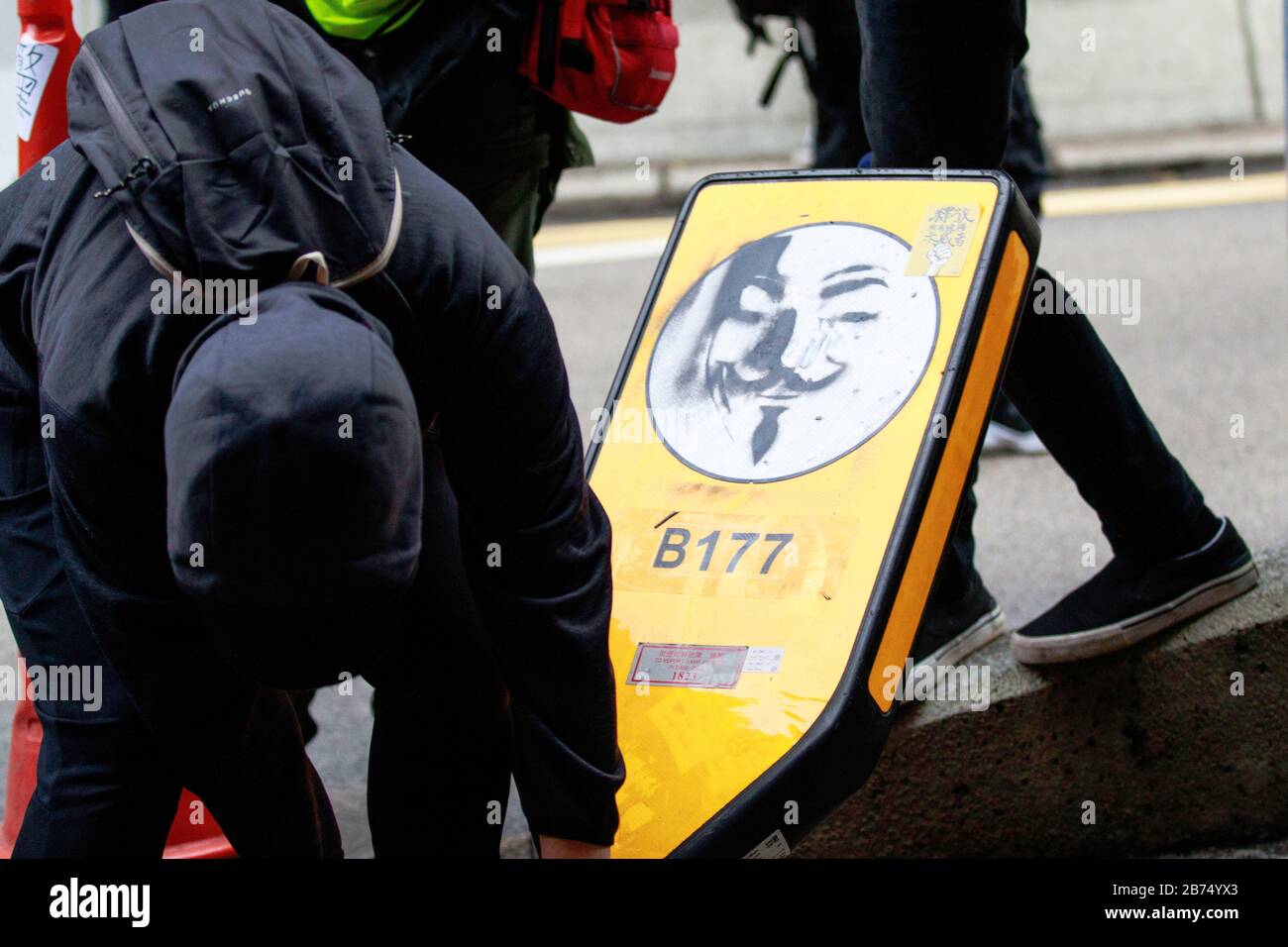 Les manifestants se rassemblent contre le gouvernement à Charter Garden à Hong Kong. Banque D'Images