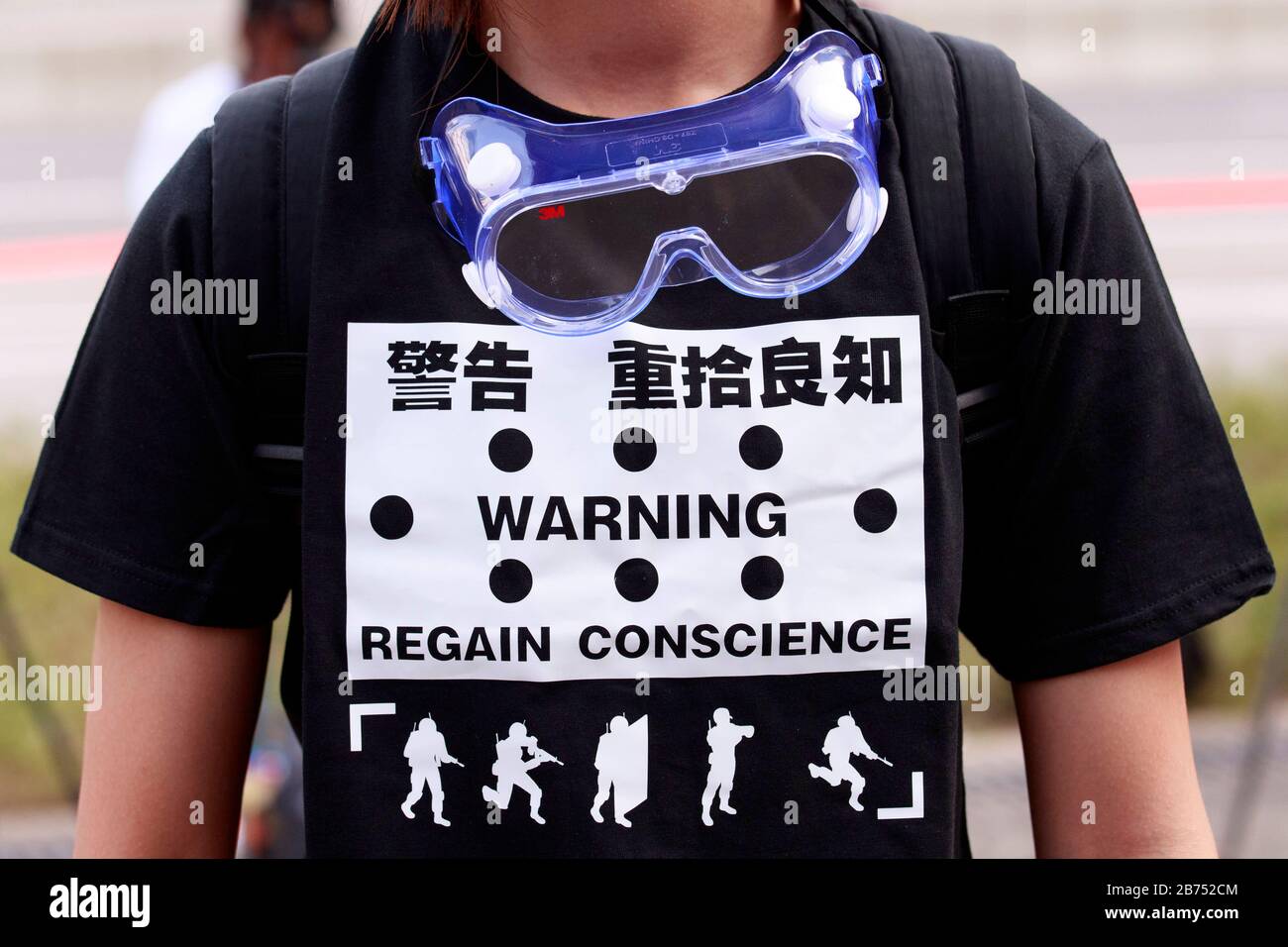 Les manifestants construisent à nouveau le mur Lennon à Hong Kong. Banque D'Images