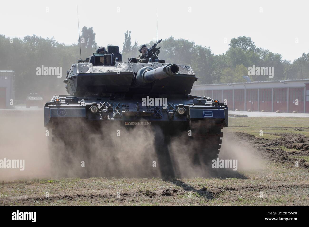 Char de combat principal Leopard 2A6 lors d'une manifestation dans la caserne Julius Leber à Berlin. [traduction automatique] Banque D'Images