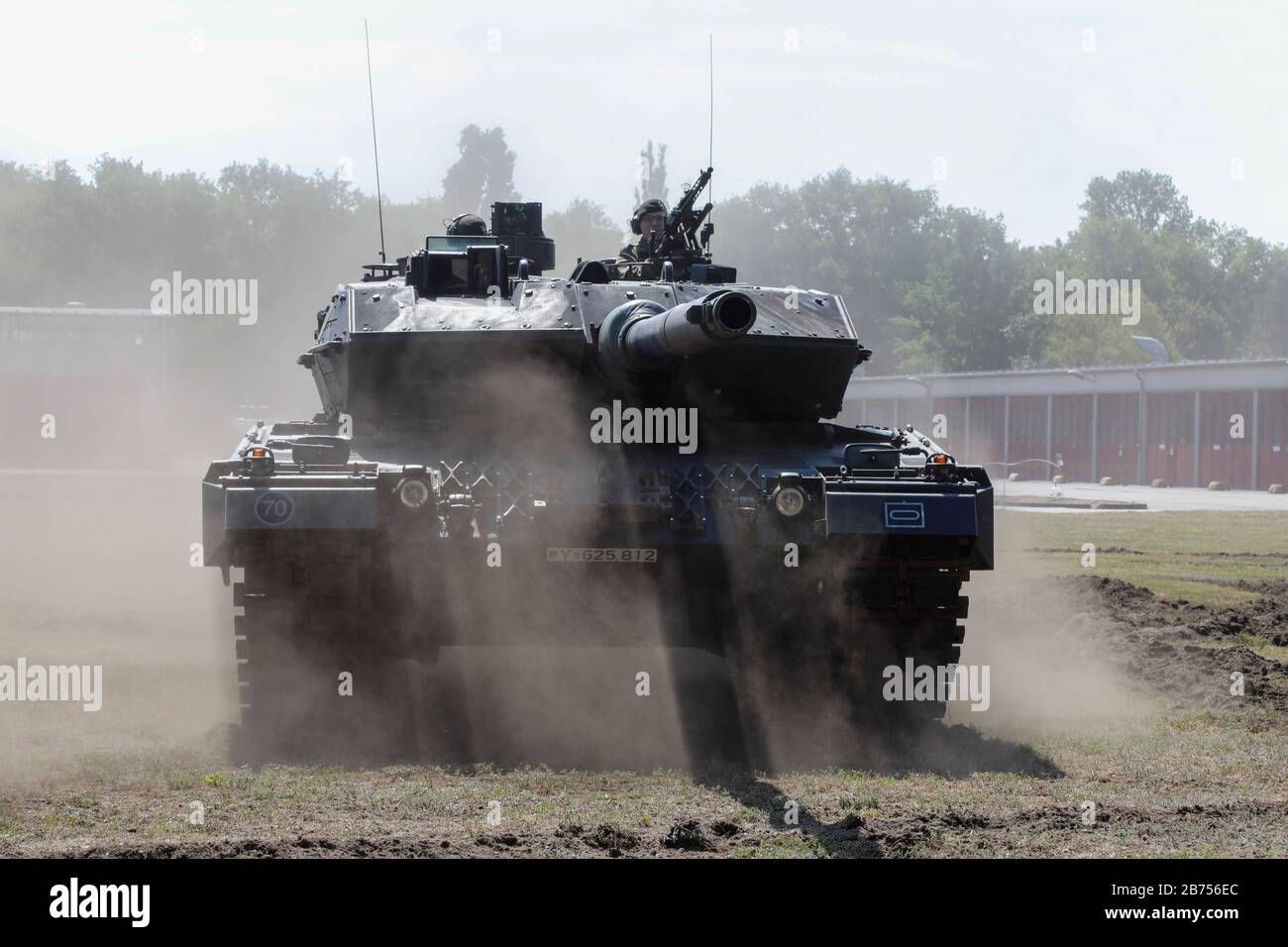 Char de combat principal Leopard 2A6 lors d'une manifestation dans la caserne Julius Leber à Berlin. [traduction automatique] Banque D'Images