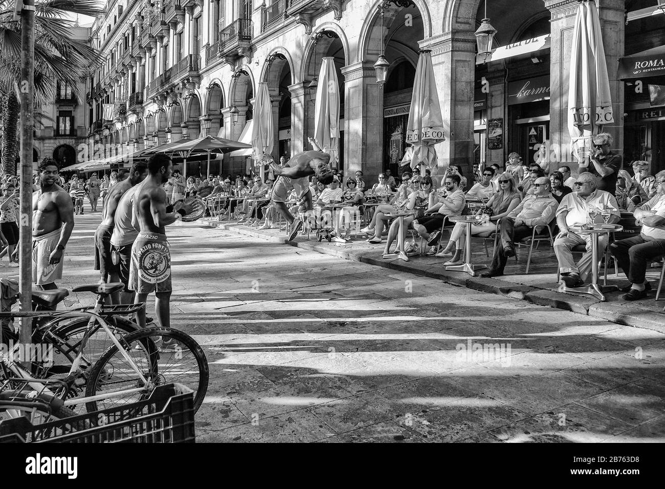 Espagne, Barcelone, 06.09.2015. Divertissement à la Plaza Real 06.09.2015 à Barcelone. [traduction automatique] Banque D'Images