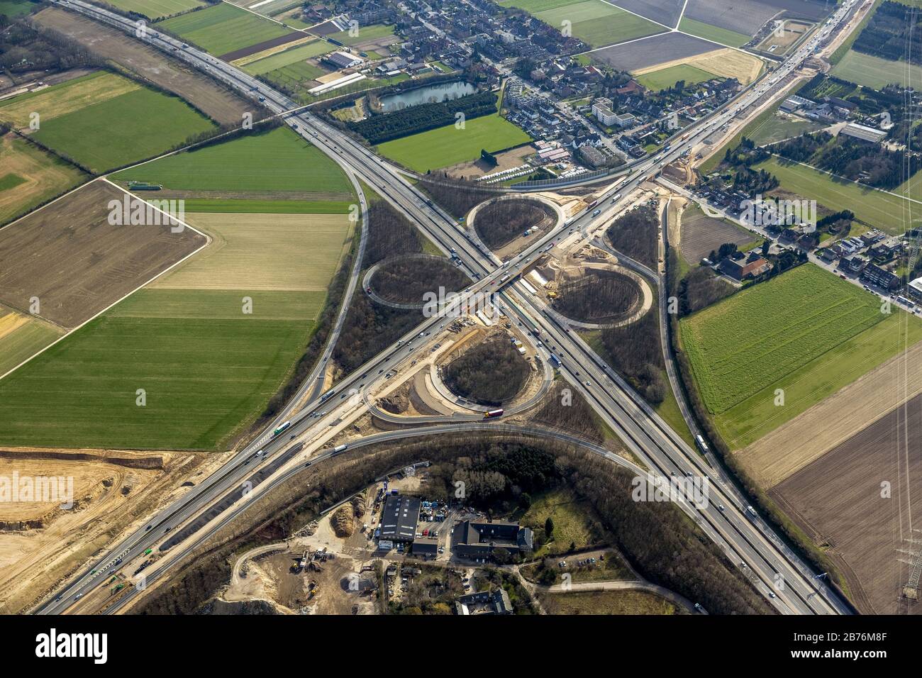 , agrandissement de l'A57 de quatre à six voies à la jonction Kaarst, 24.02.2014, vue aérienne, Allemagne, Rhénanie-du-Nord-Westphalie, Bas-Rhin, Kaarst Banque D'Images