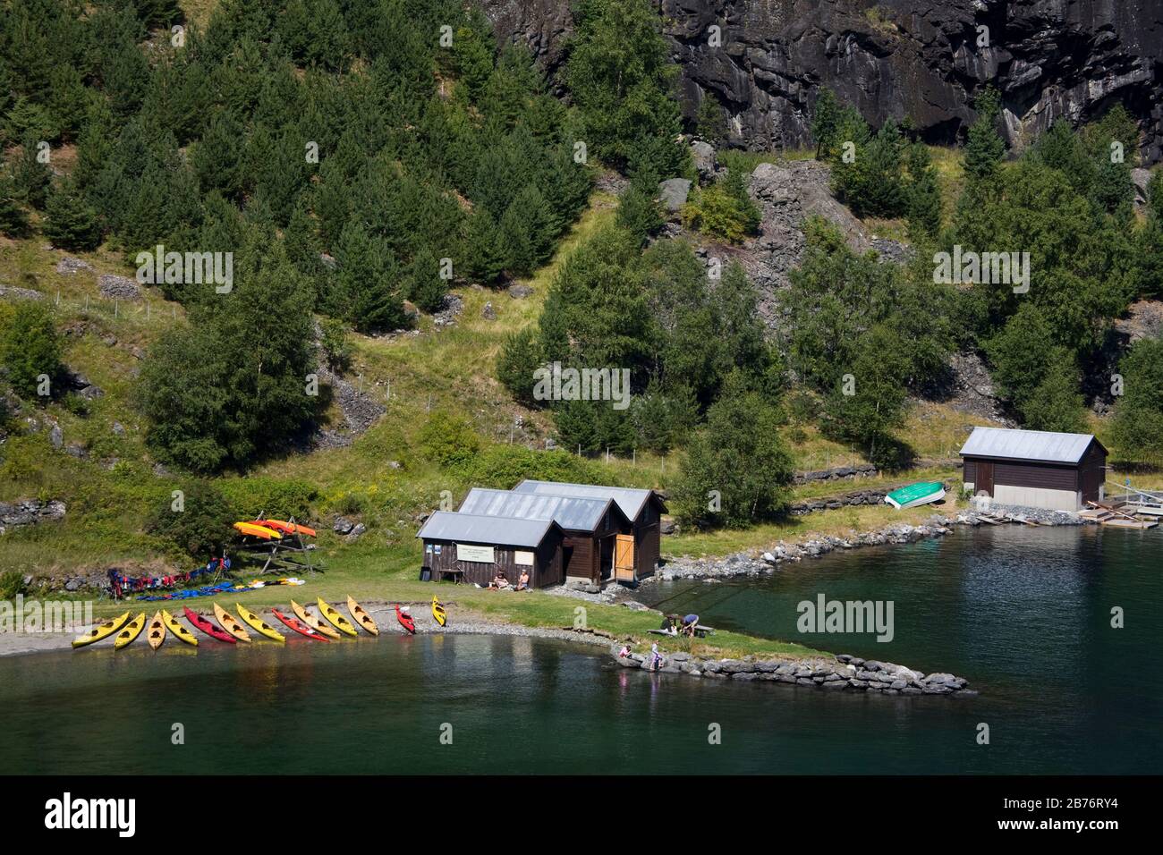 Canoe Rental Center, Flam Village, Sognefjorden, Fjords Occidentaux, Norvège, Scandinavie Banque D'Images