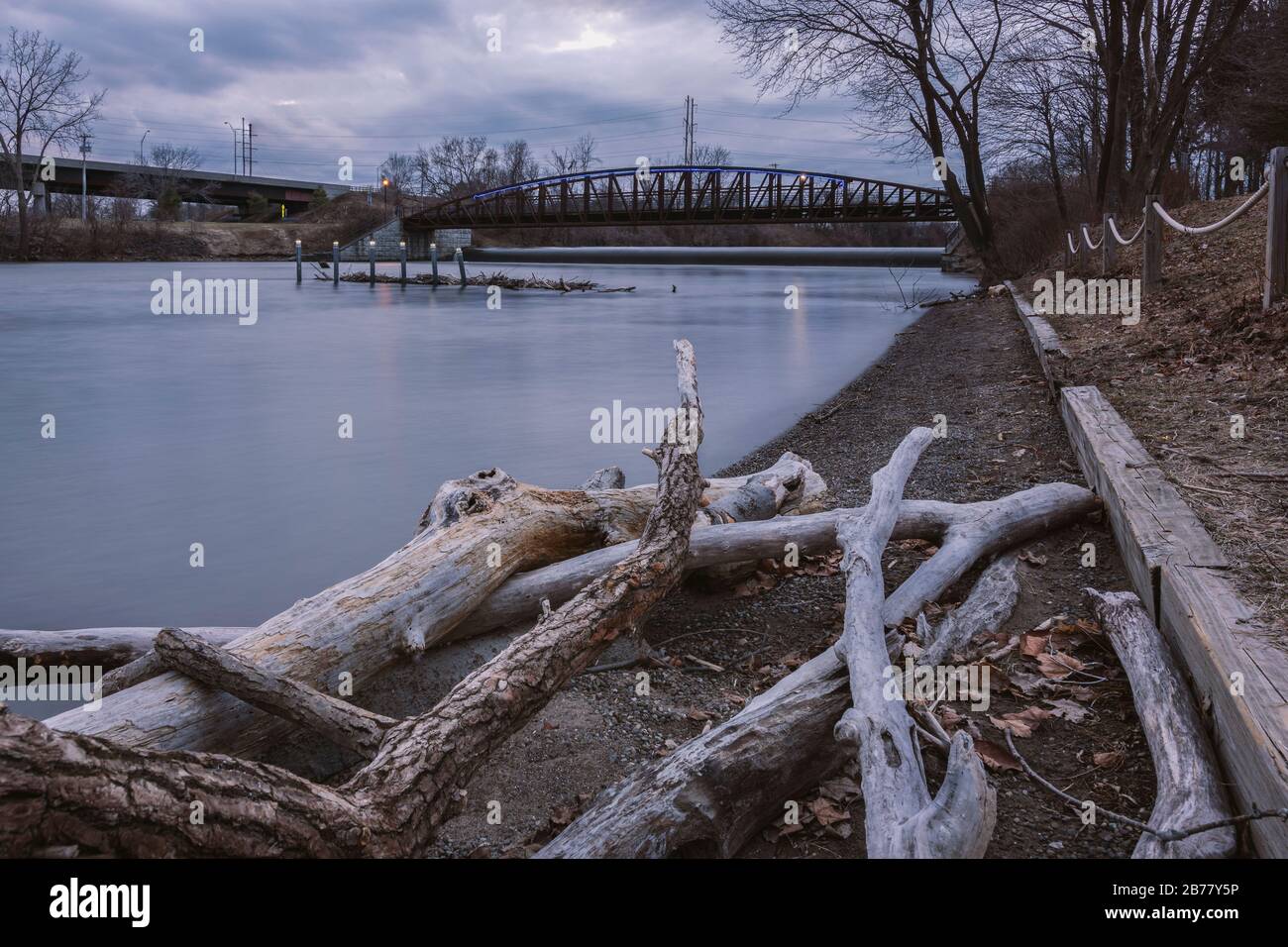 Vue sur la rivière Moahwk au parc national de Bellamy Harbour à Rome, New York Banque D'Images