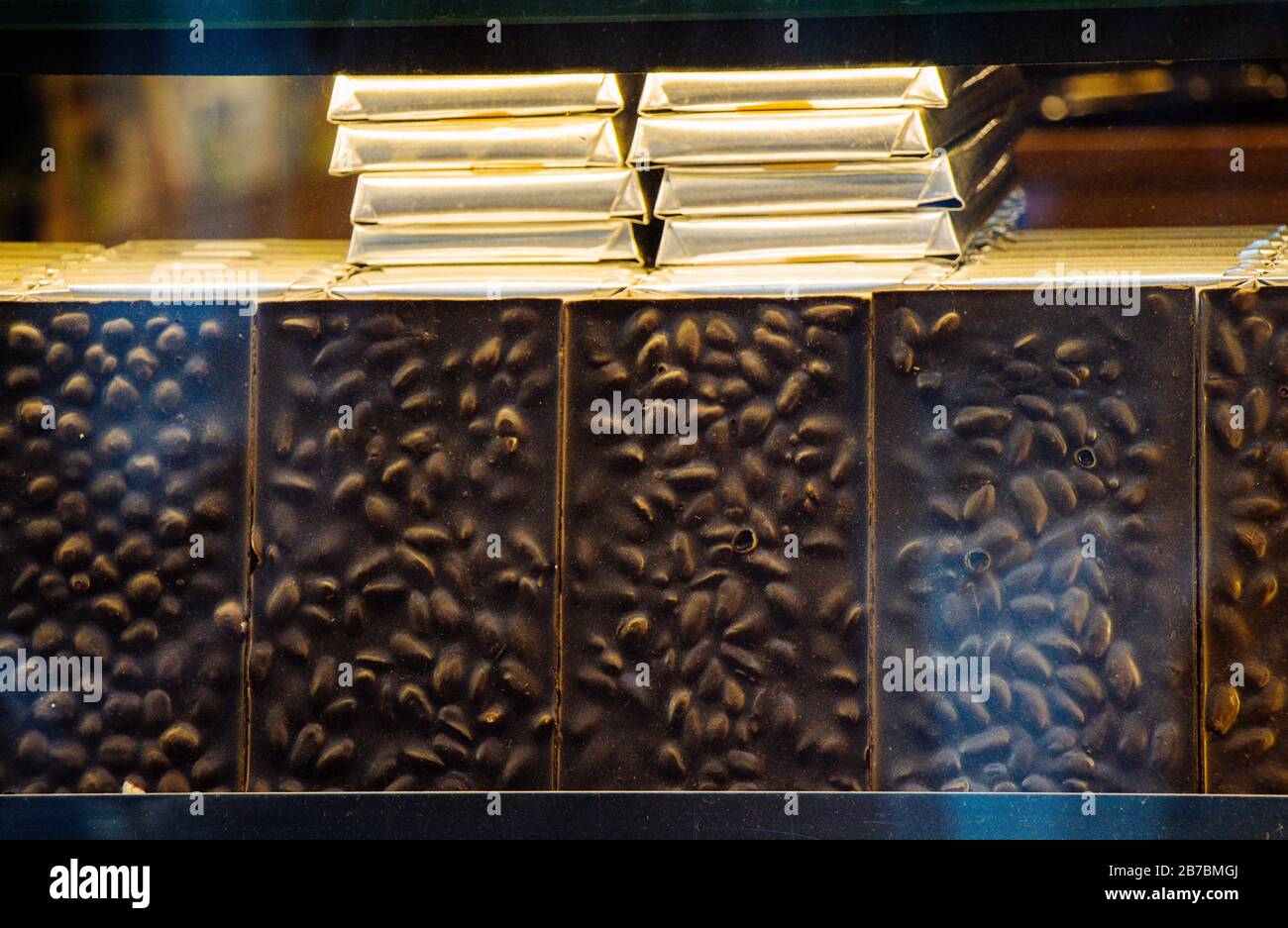 Les barres de chocolat fait maison en arrière-plan Banque D'Images