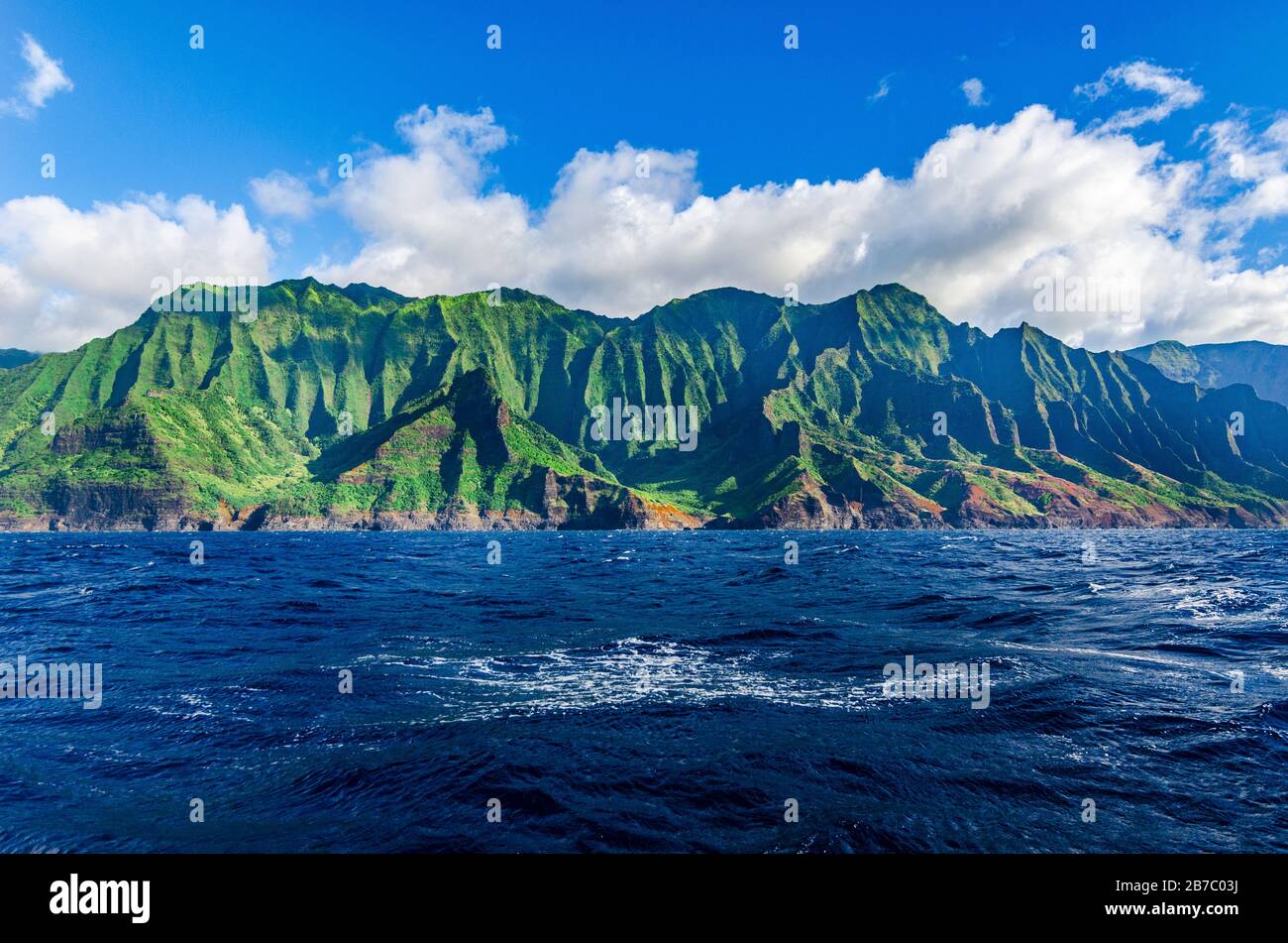 Vue imprenable sur la magnifique côte de Napali à Kauai Hawaï États-Unis Banque D'Images