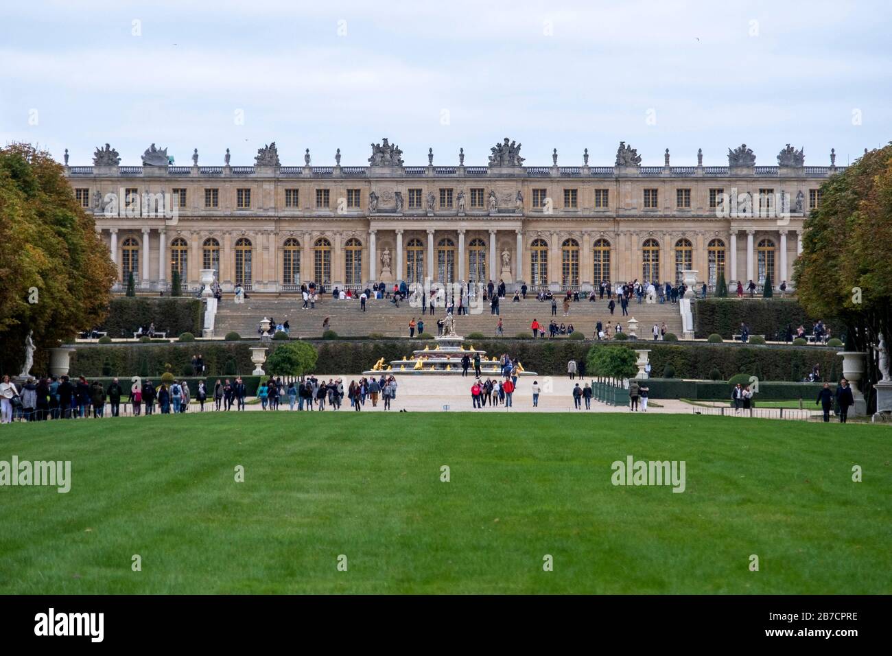 La façade ouest du château de Versailles, France Banque D'Images