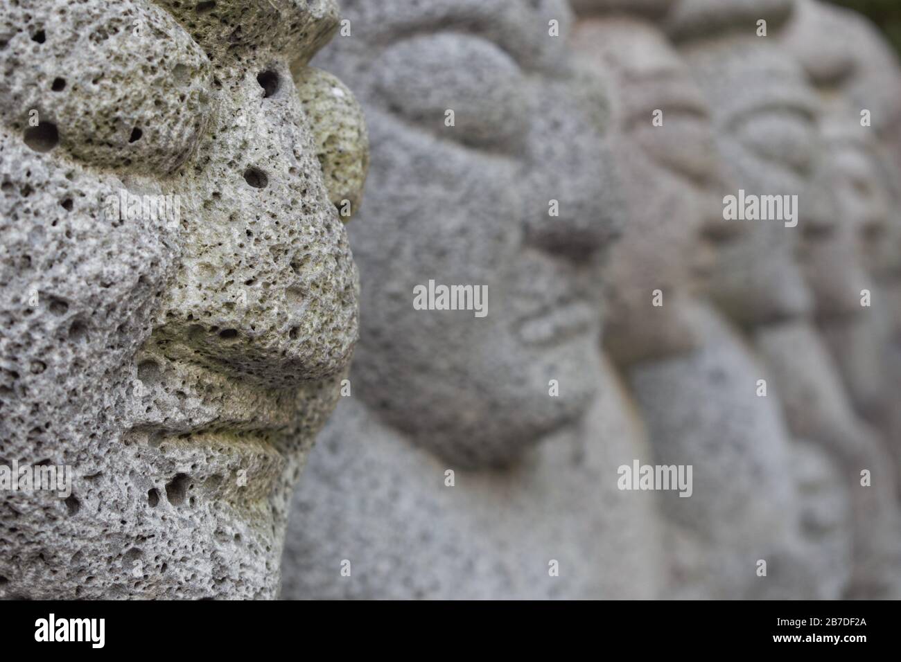 Dol hareubang roc statues à Jeju, en Corée Banque D'Images