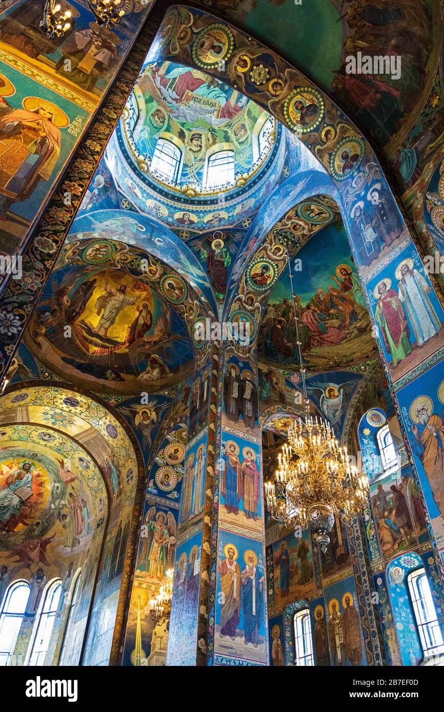 ST. PETERSBURG, Russie - le 14 juillet 2016 : l'intérieur de l'Eglise du Sauveur sur le Sang Versé. Référence architecturale et monument à Alexandre II. Mosaic Banque D'Images