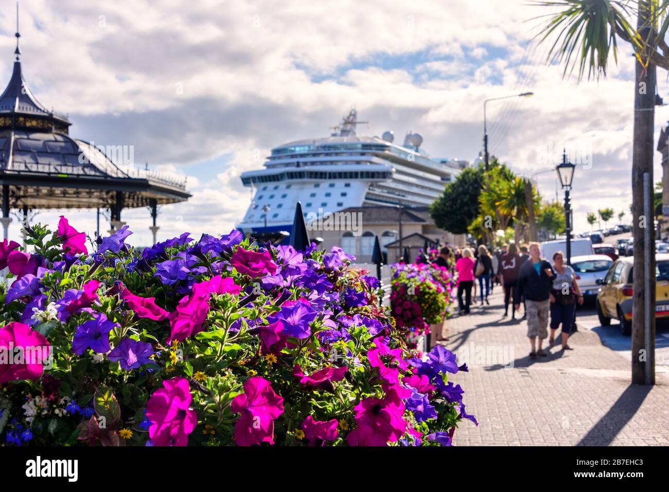 Cork, Irlande - 7 août 2018 : la princesse royale ancrée dans le port de Cobh, dans le comté de Cork, en Irlande, dans le cadre d'une tournée sur l'île britannique. Banque D'Images