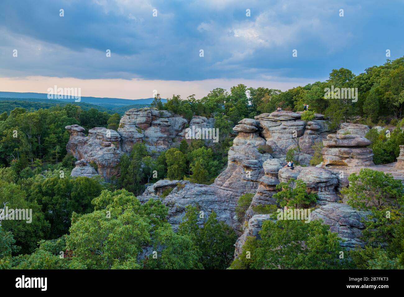 Le jardin des dieux dans la forêt nationale de Shawnee Herod Illinois États-Unis Banque D'Images Le jardin des dieux dans la forêt nationale de Shawnee Herod Illinois États-Unis Banque D'Images