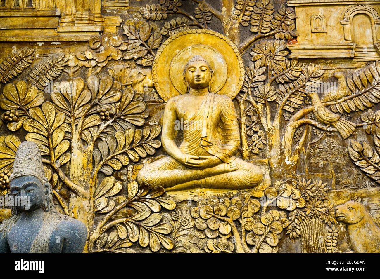 Asie du Sud Sri Lanka capitale Colombo Temple Gangaramma du XIXe siècle route Sri Jinaratna Ceylon Bouddhiste Temple mur panneau Bouddha Banque D'Images