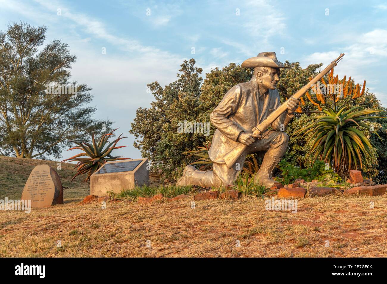 Statue entre le fort britannique Schanskop et le monument Voortrekker, Pretoria, Afrique du Sud Banque D'Images