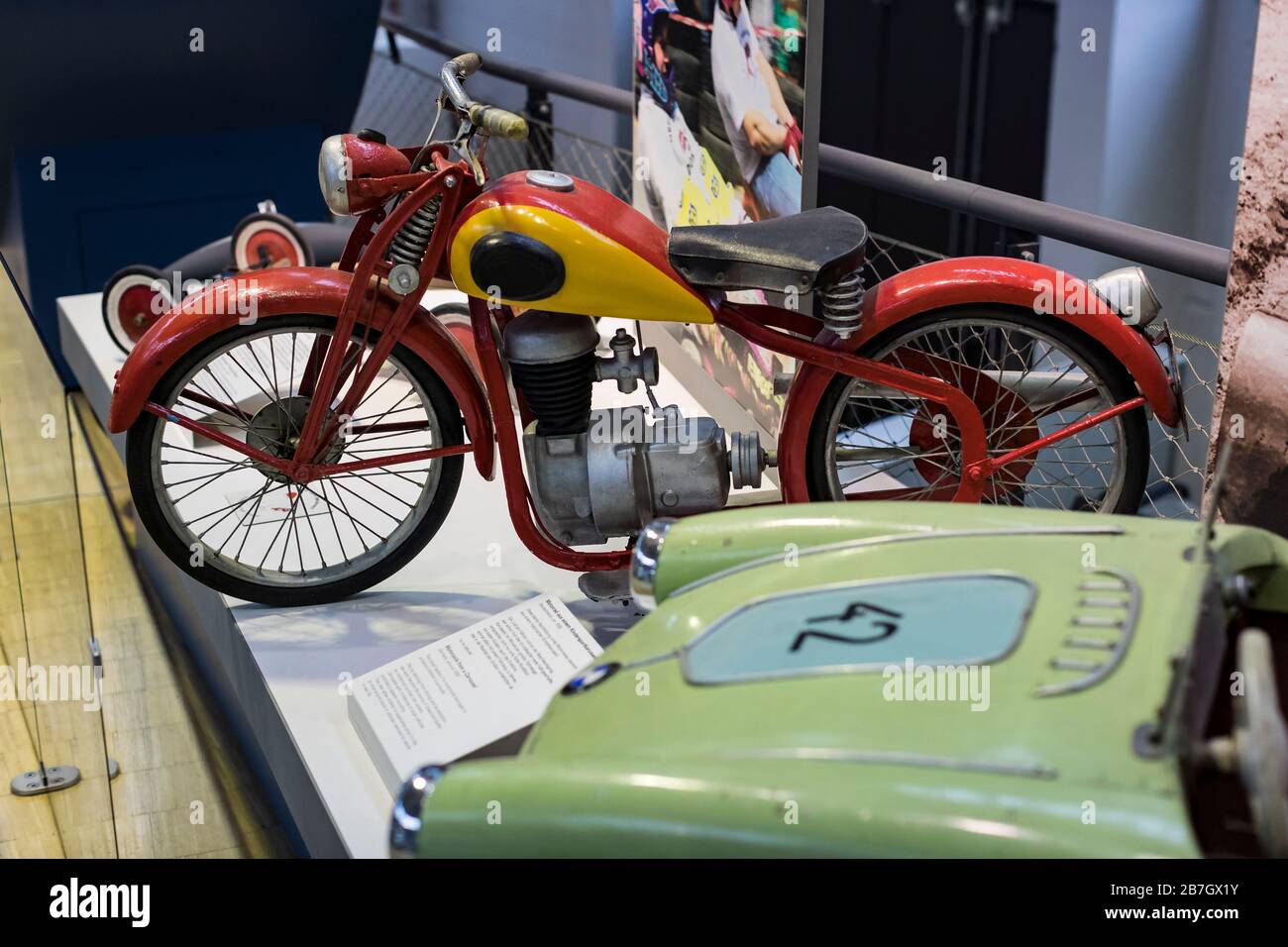 MUNICH, ALLEMAGNE - le 26 novembre 2018:collection de véhicules et historiquement connu pour le Musée des Transports de Munich (Deutsches Museum Verkehrszentrum). Banque D'Images