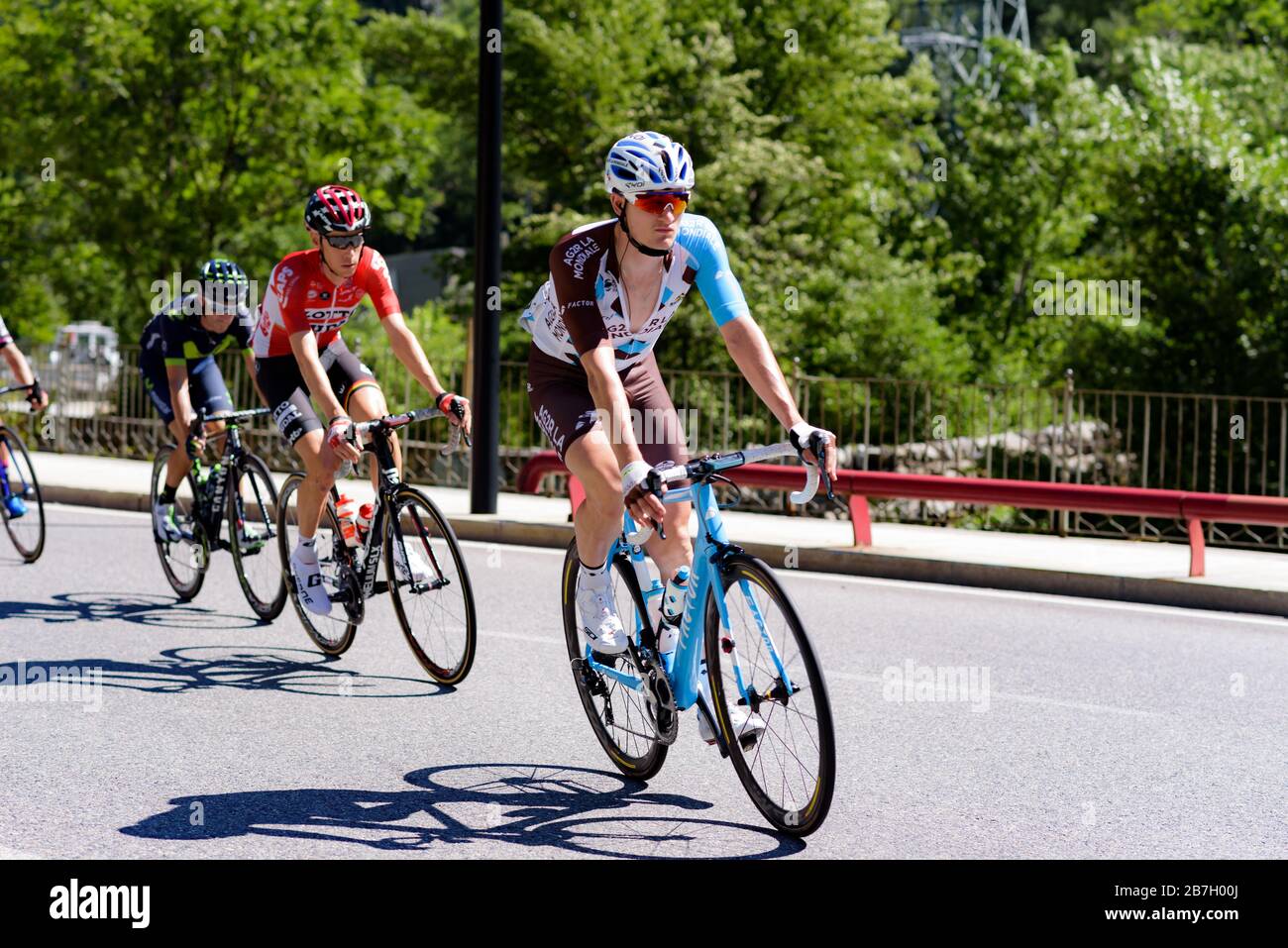 Canillo, Andorre - agust 22, 2017: Cyclistes pendant la phase 10 de la Vuelta 2017 à Canillo, Andorre. Banque D'Images