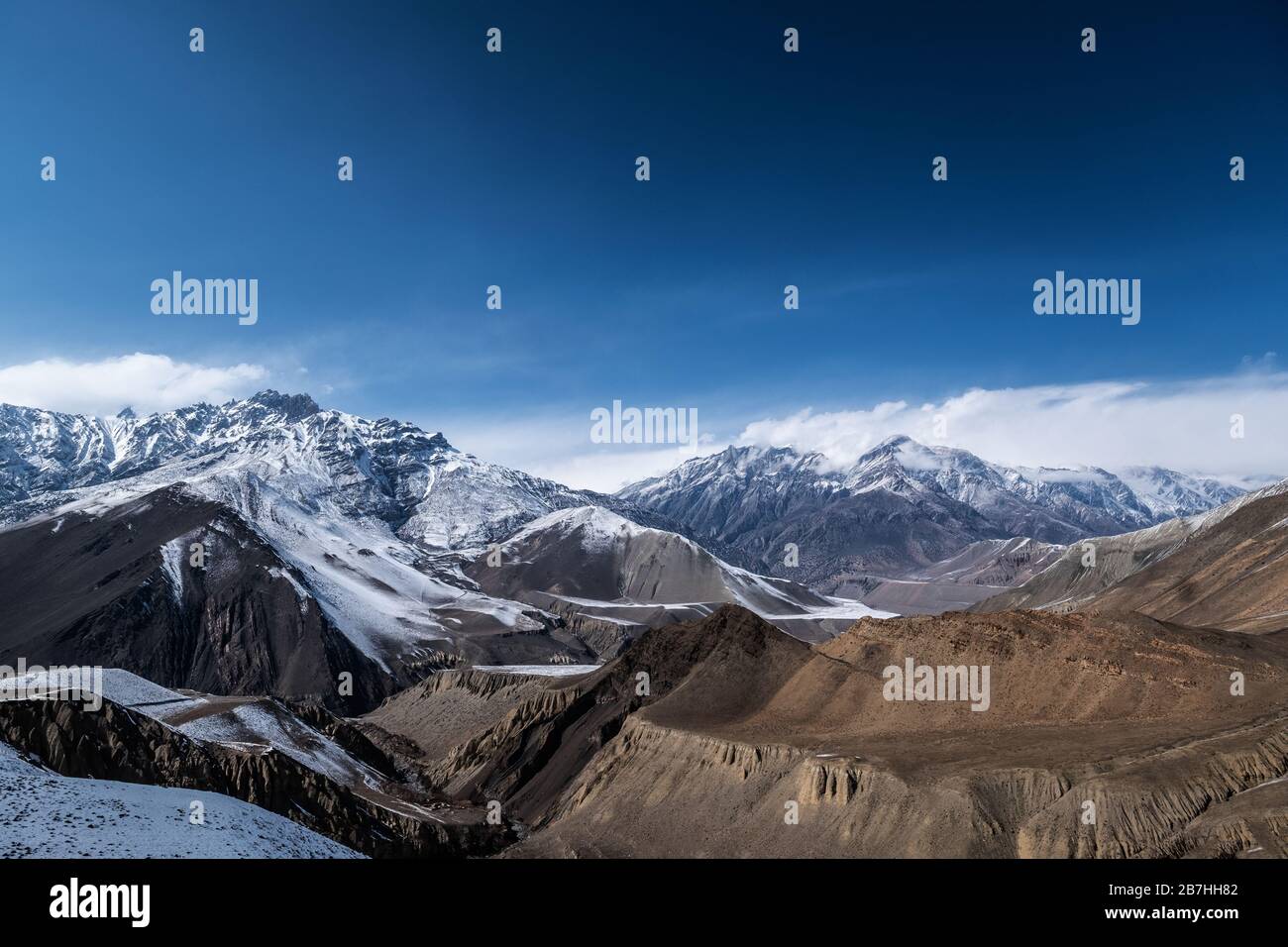 Mustang paysages dans la neige, Népal Banque D'Images