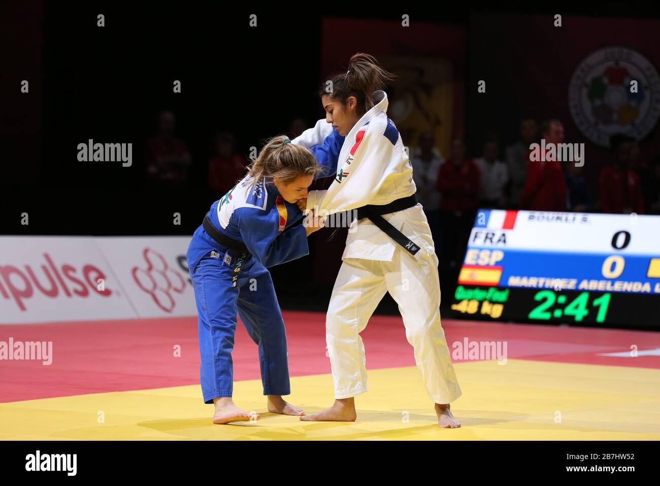 Paris, France - 08 février 2020: Shirin Boukli pour la France contre Laura Martinez Abelanda pour l'Espagne, femmes -48 kg, trimestre-final (crédit: Mickael Chavet) Banque D'Images