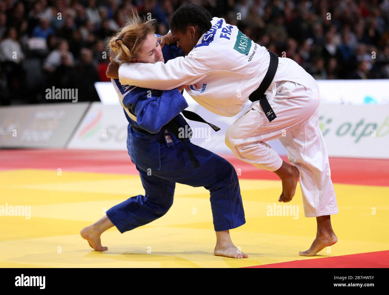 Paris, France - 08 février 2020: Sarah Cysique pour la France contre Tamaoki pour le Japon, femmes -57 kg, trimestre-final (crédit: Mickael Chavet) Banque D'Images