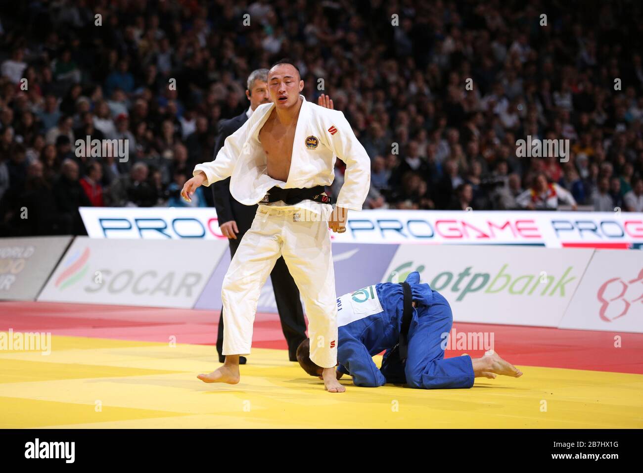 Paris, France - 08 février 2020: Killian le Blouch pour la France contre Yondonperenlein pour la Mongolie, hommes -66 kg, quatrième manche (crédit: Mickael Chavet) Banque D'Images