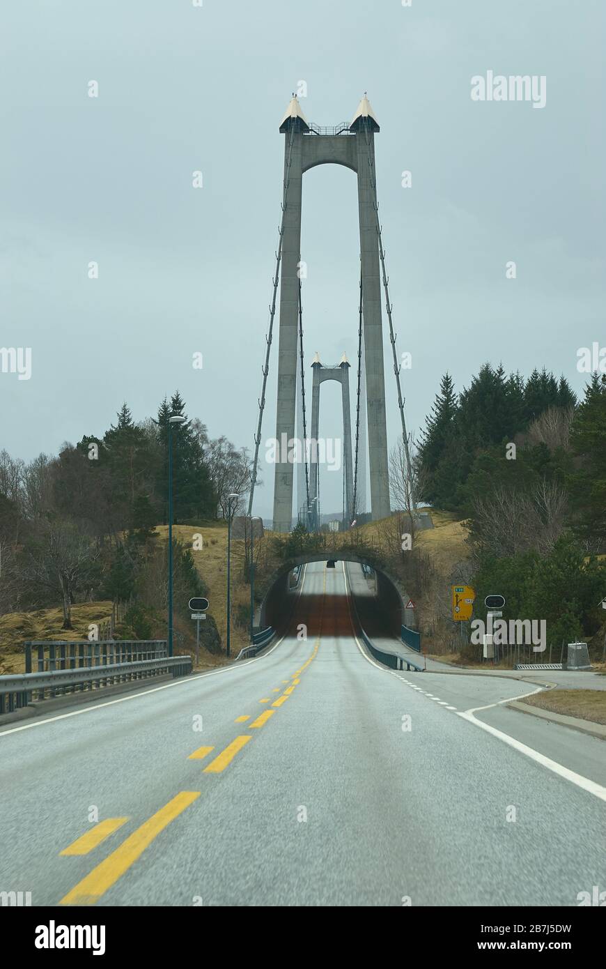 Le pont de corde de 1077 m de long relie les îles Stord et Føyno sur la route européenne E-39 Banque D'Images