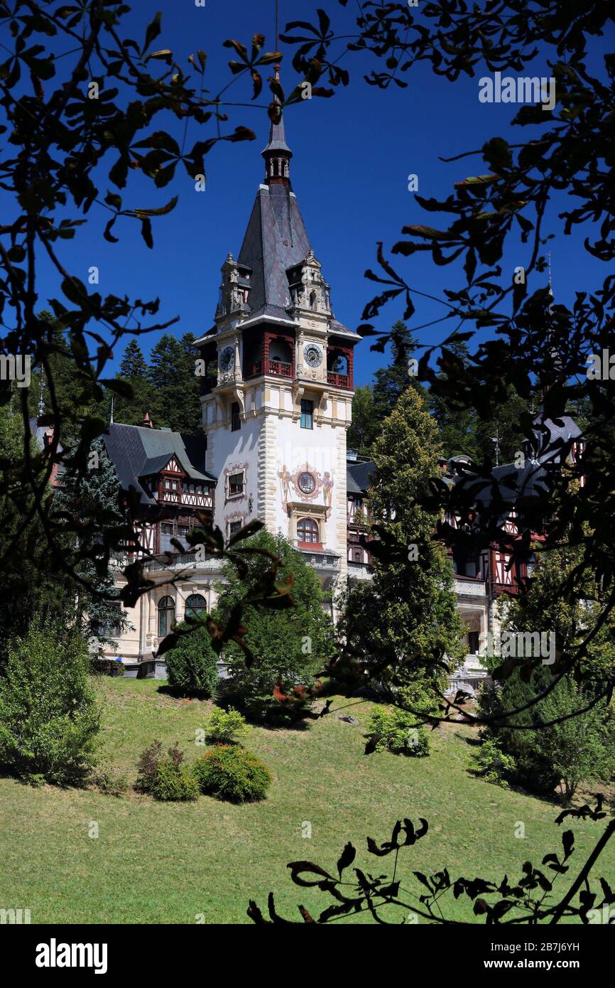 Château de Peles, Roumanie. Architecture de style néo-Renaissance. Château de conte de fées. Banque D'Images