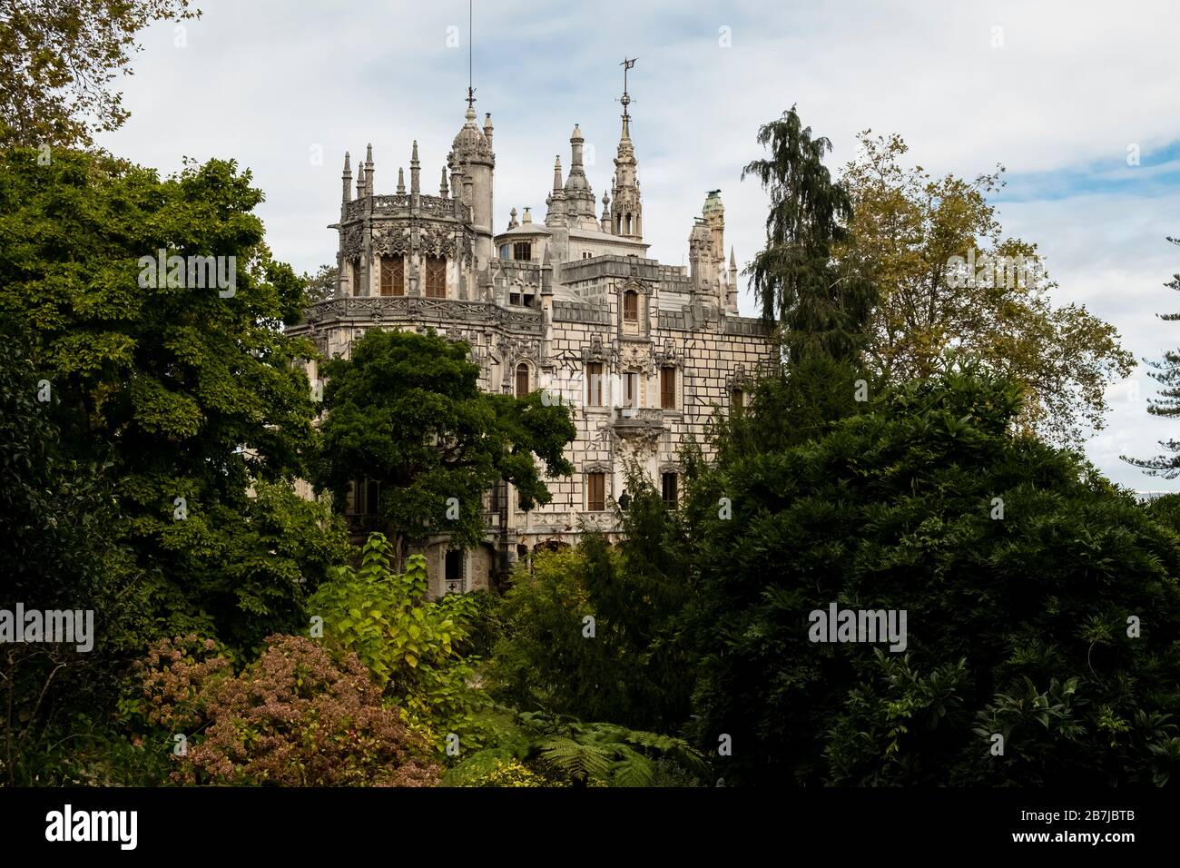 Vue extérieure du Palace Quinta da Regaleira, Sintra, Portugal Banque D'Images