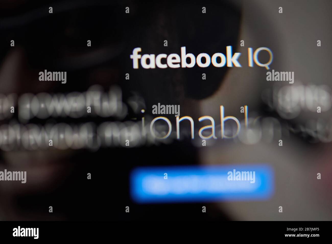 New-York , États-Unis - 13 mars 2020: Plate-forme Facebook IQ sur ordinateur portable vue rapprochée Banque D'Images
