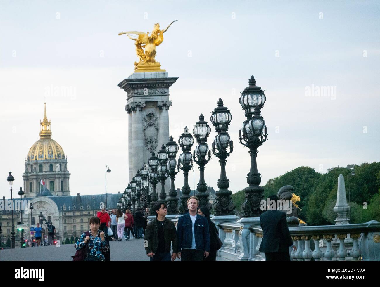 Pont Alexandre III troisième pont à Paris France Banque D'Images