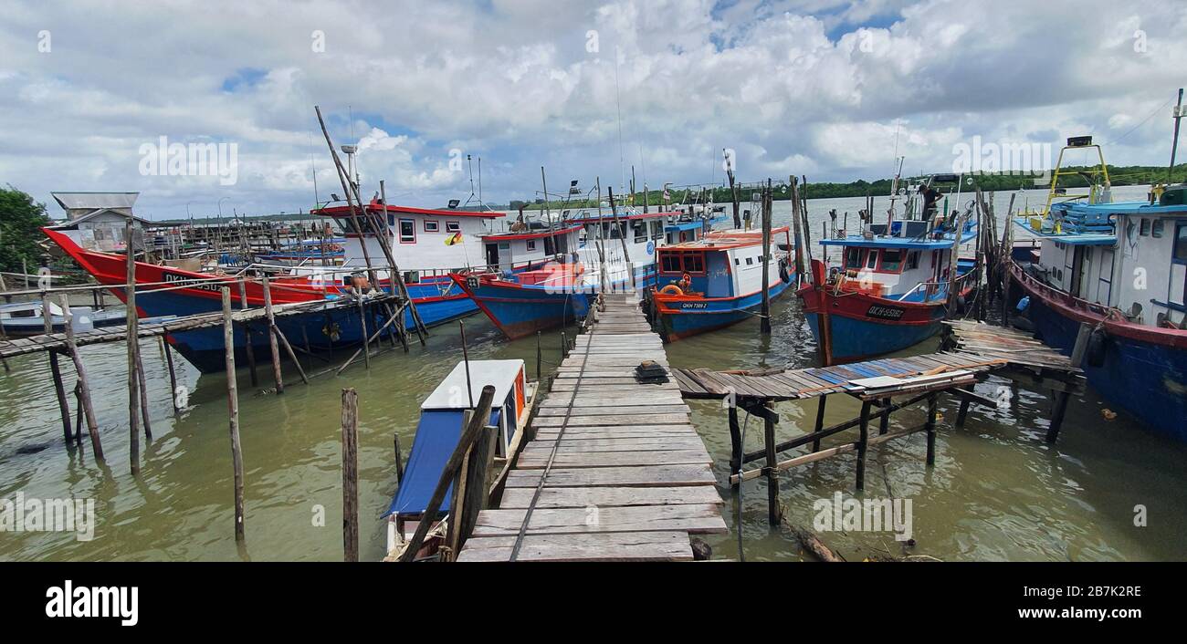 Telaga Air, Sarawak / Malaisie - 15 mars 2020: Le beau village de pêche de Telaga Air Banque D'Images