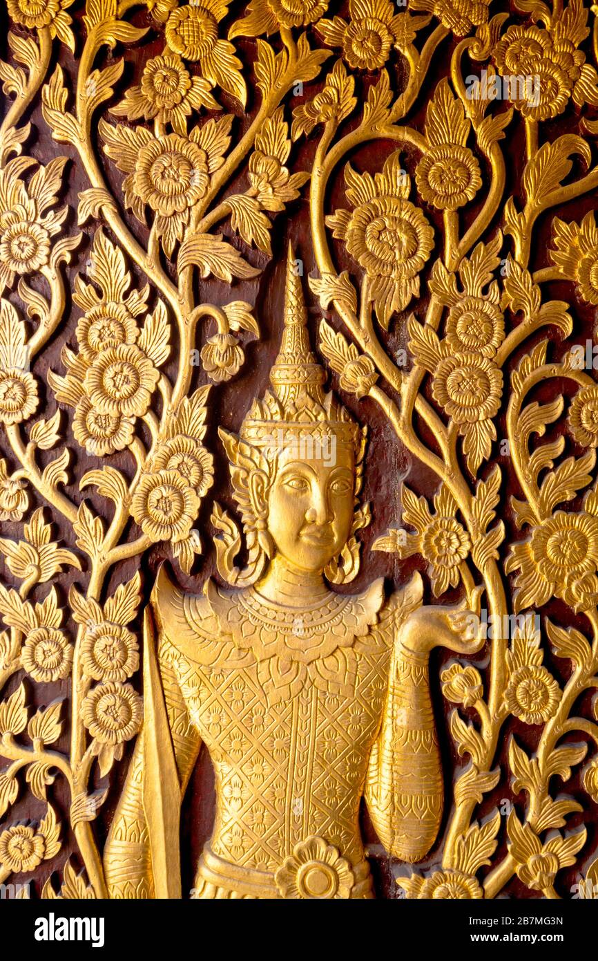 Décoration sur une porte de Wat Dok Kham, Chiang Mai, Thaïlande Banque D'Images Décoration sur une porte de Wat Dok Kham, Chiang Mai, Thaïlande Banque D'Images