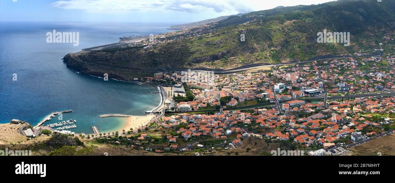 Vue panoramique machico madeira côte sud portugal Banque D'Images