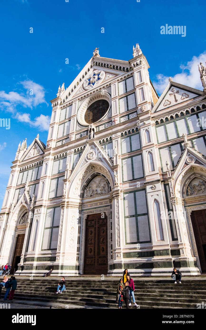 Basilique de Santa Croce di Firenze, Piazza di Santa Croce, Florence, Italie Banque D'Images