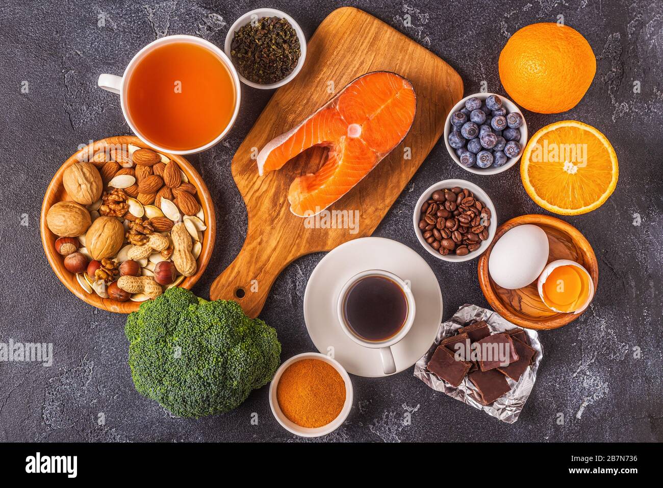 Les meilleurs aliments pour stimuler votre cerveau et votre mémoire, vue de dessus. Banque D'Images