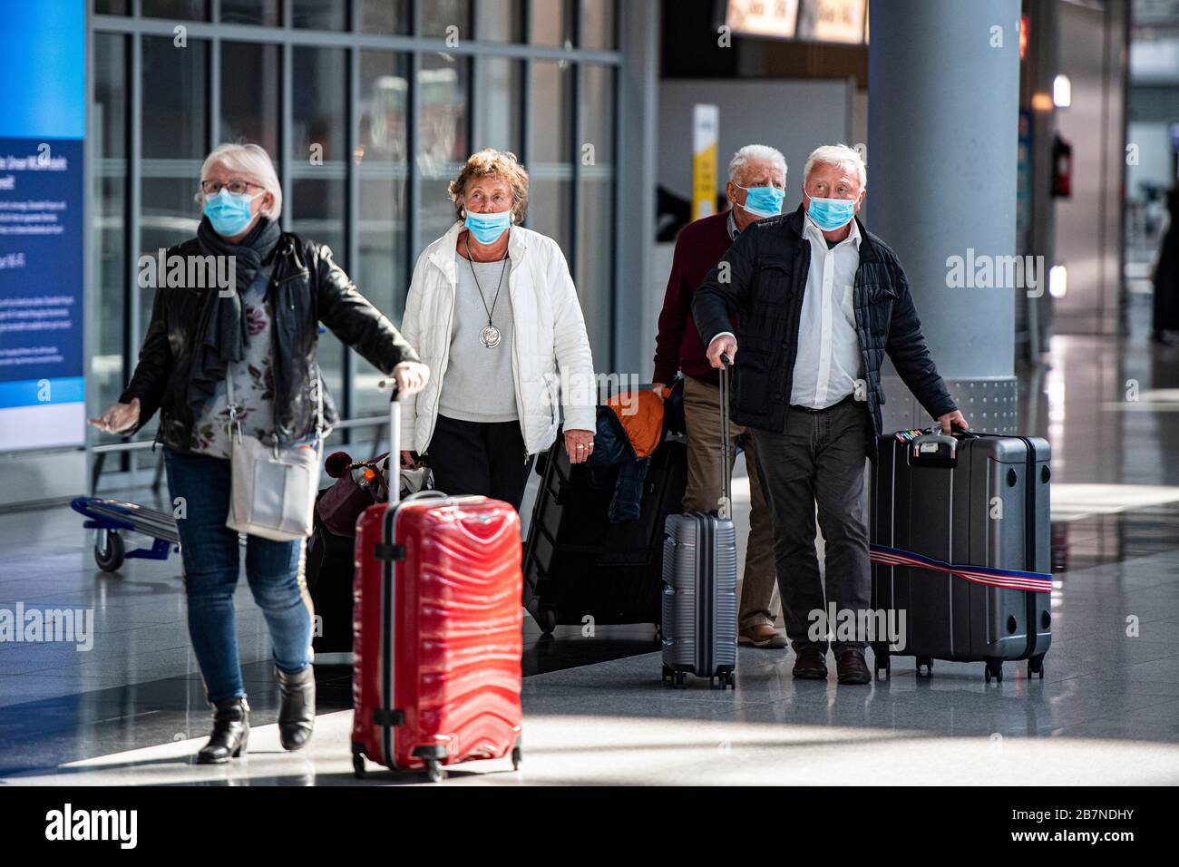 Aéroport Düsseldorf au temps de Corona. Banque D'Images